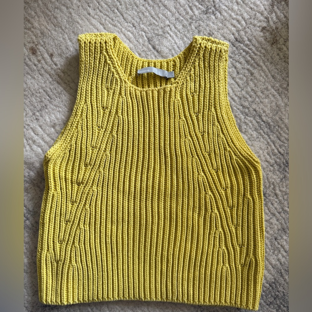 Vince Chunky Rib Sleeveless Sweater Vest Yellow, size XS